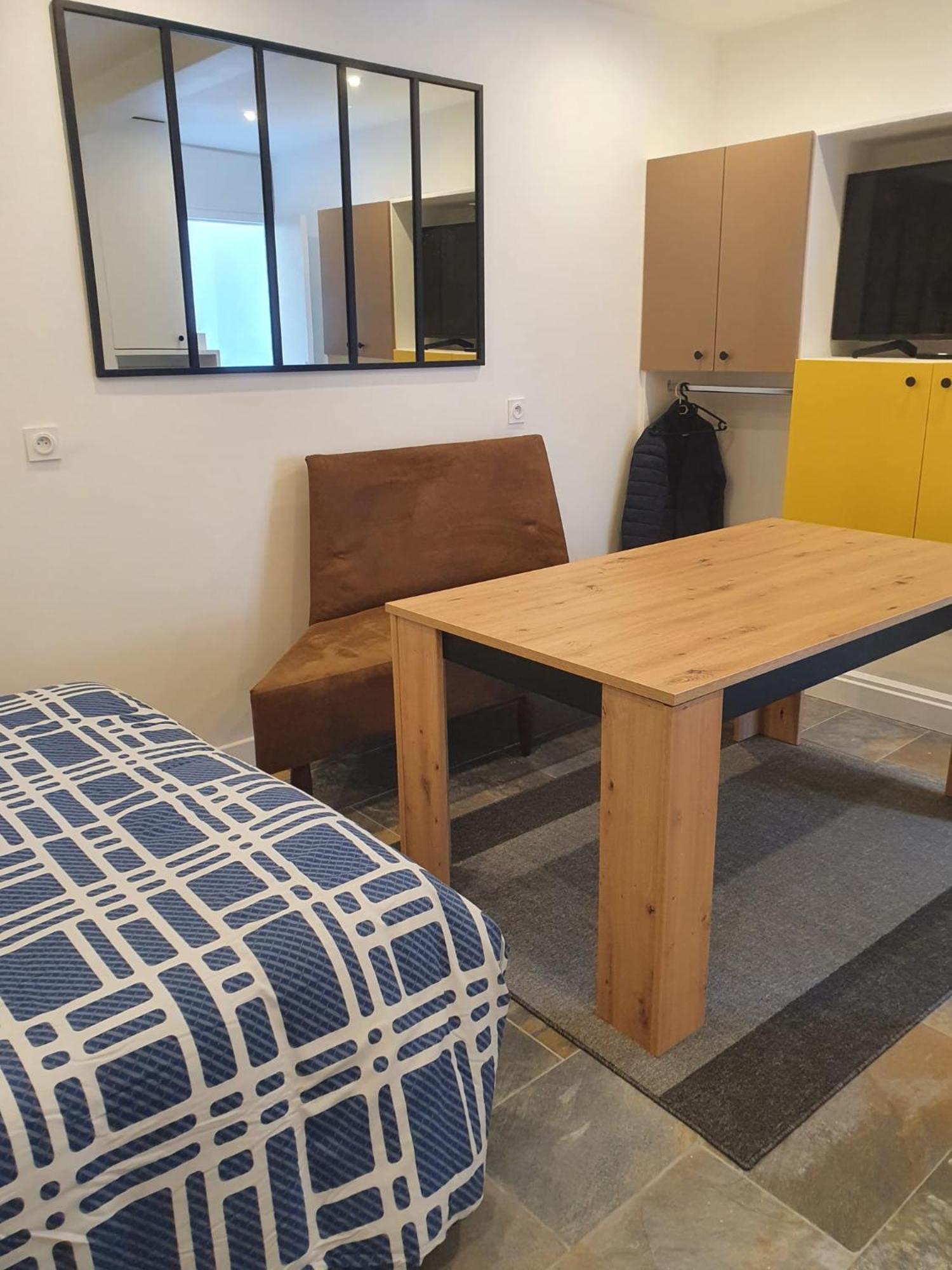 Beau Studio Moderne Proche De Cdg/Paris/Parc D'Expo 오네수부아 외부 사진